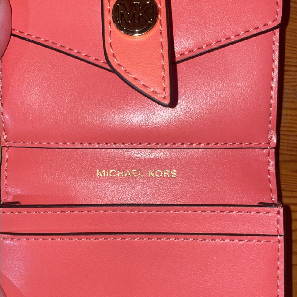 Michael Kors Coral Tote and Wallet Set - Picture 2 of 3